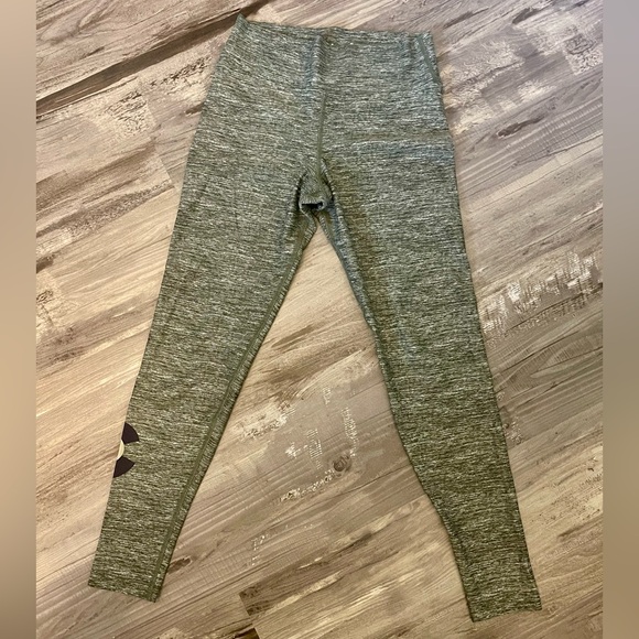 Aksels “Colorado” Green Heathered Leggings for Versatile Wear - Picture 3 of 5